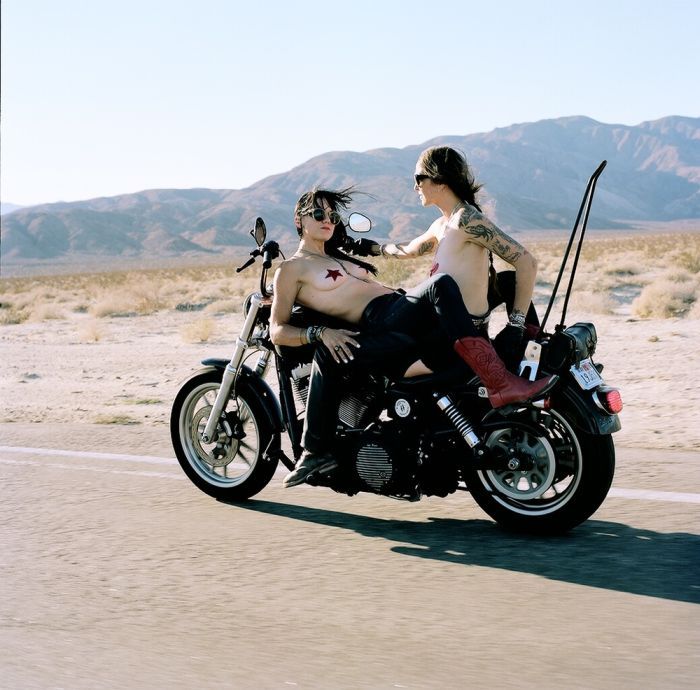 Girls on a motorcycle in Chenzhou