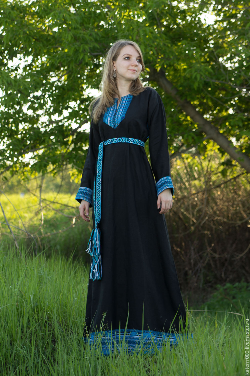 Women in Slavic costumes in Chenzhou