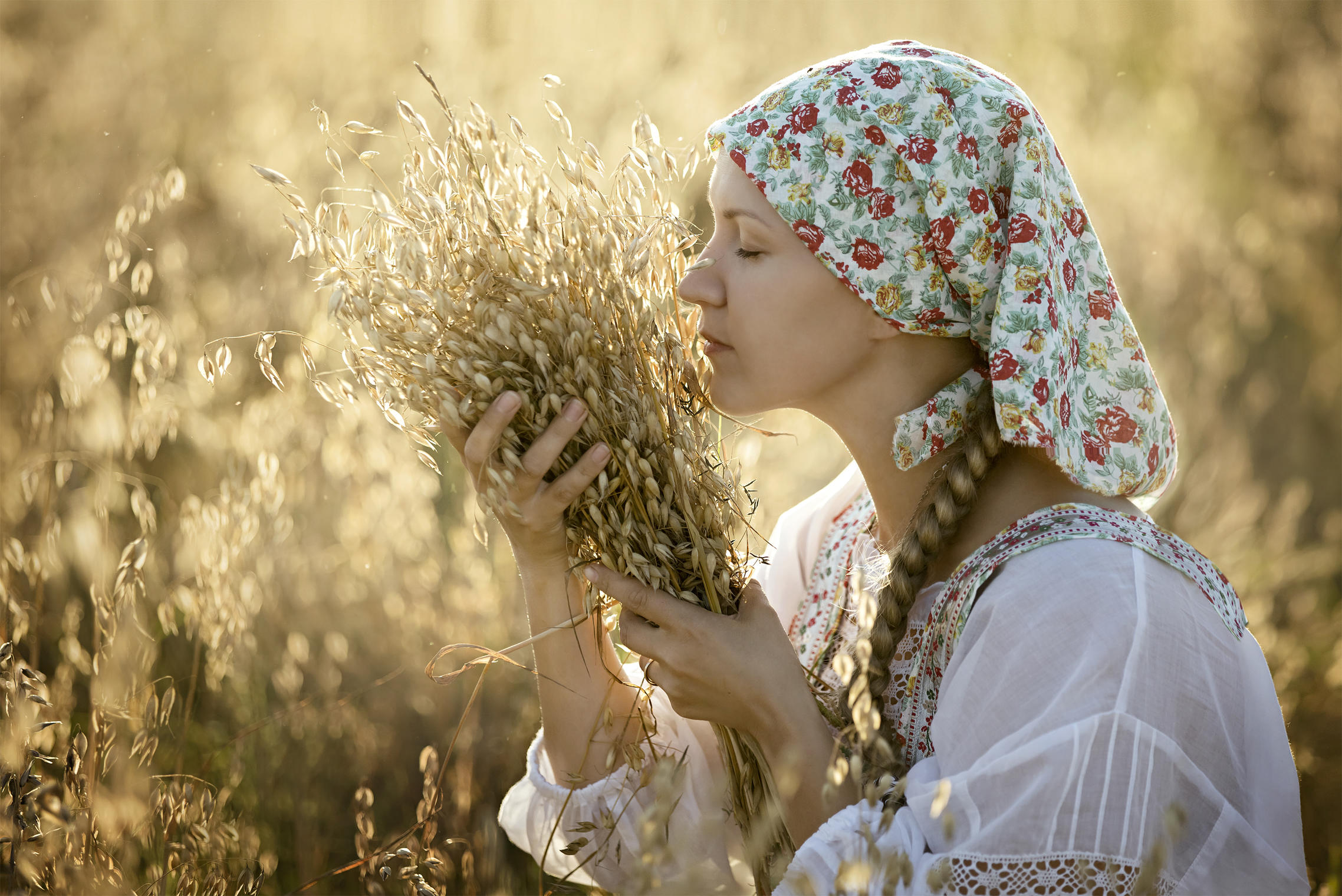 Photo Women in Slavic costumes in Chenzhou