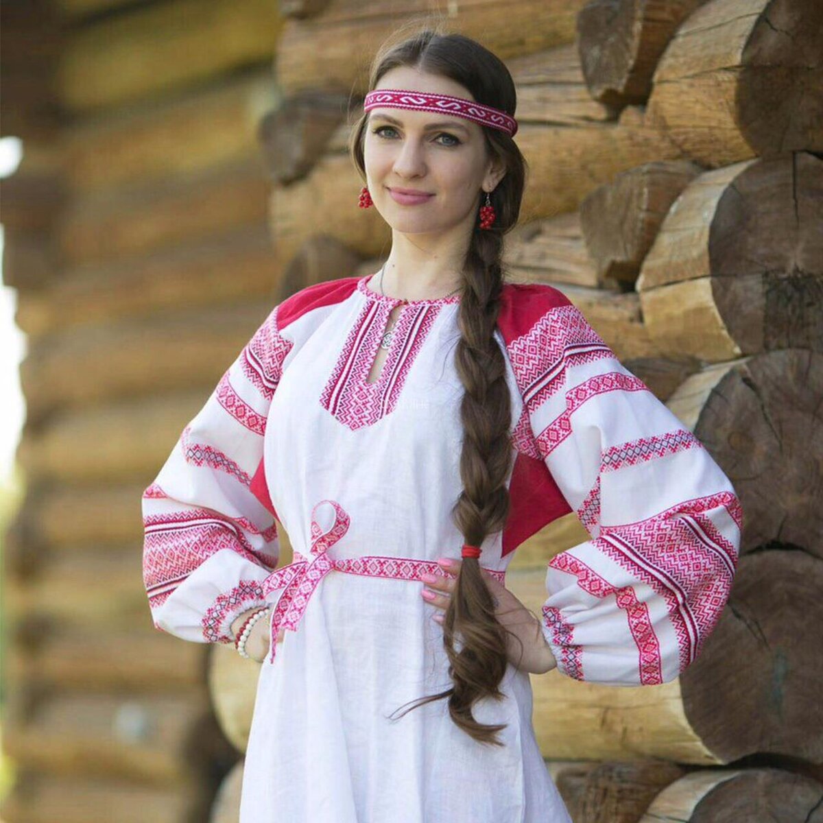 Girls in Slavic costumes in Chenzhou