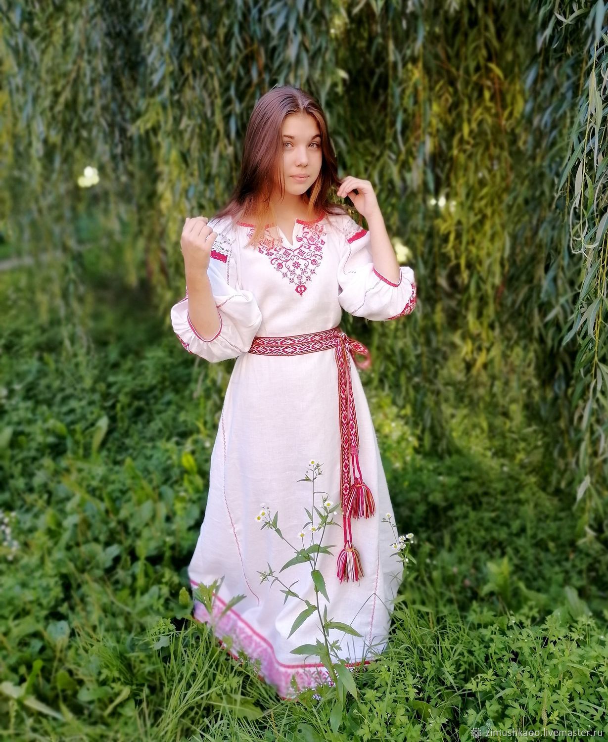 Girl Girls in Slavic costumes in Chenzhou